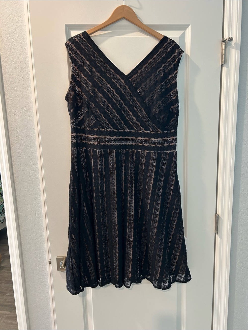 Dress Barn Black Lace Midi Dress with V-Neck